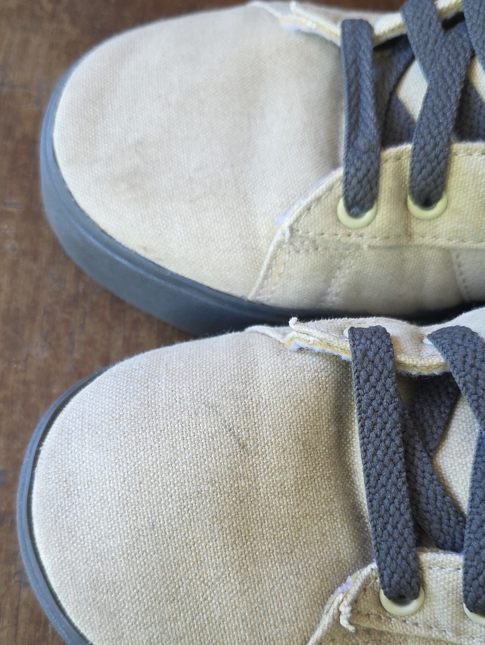 adidas  9.5 U.S 9 U.K SBeige Suede Low-Top Sneakers with Dark Gray Accents - Picture 3 of 6